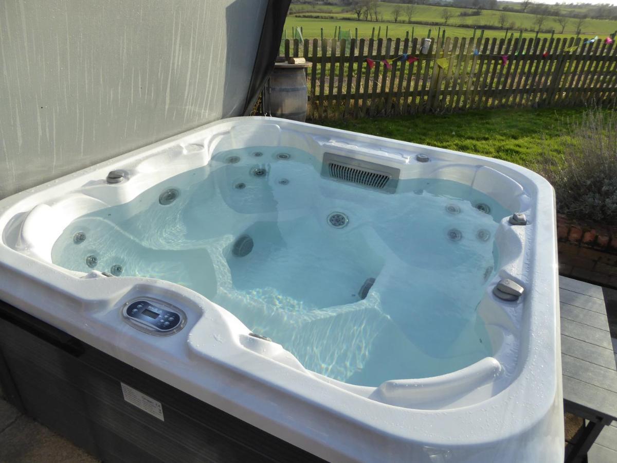 South View Country House Sleeps 12 - Hot Tub - Views Henley-in-Arden Luaran gambar