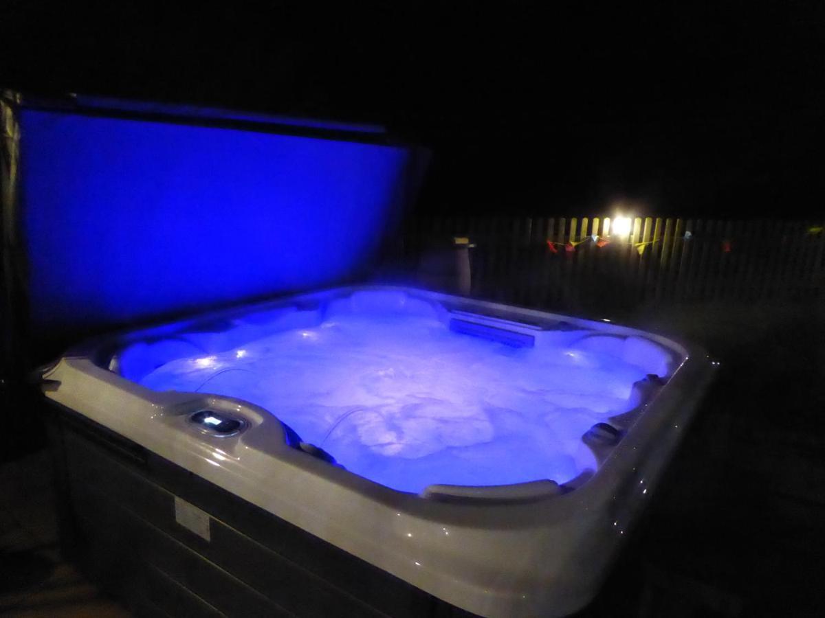 South View Country House Sleeps 12 - Hot Tub - Views Henley-in-Arden Luaran gambar