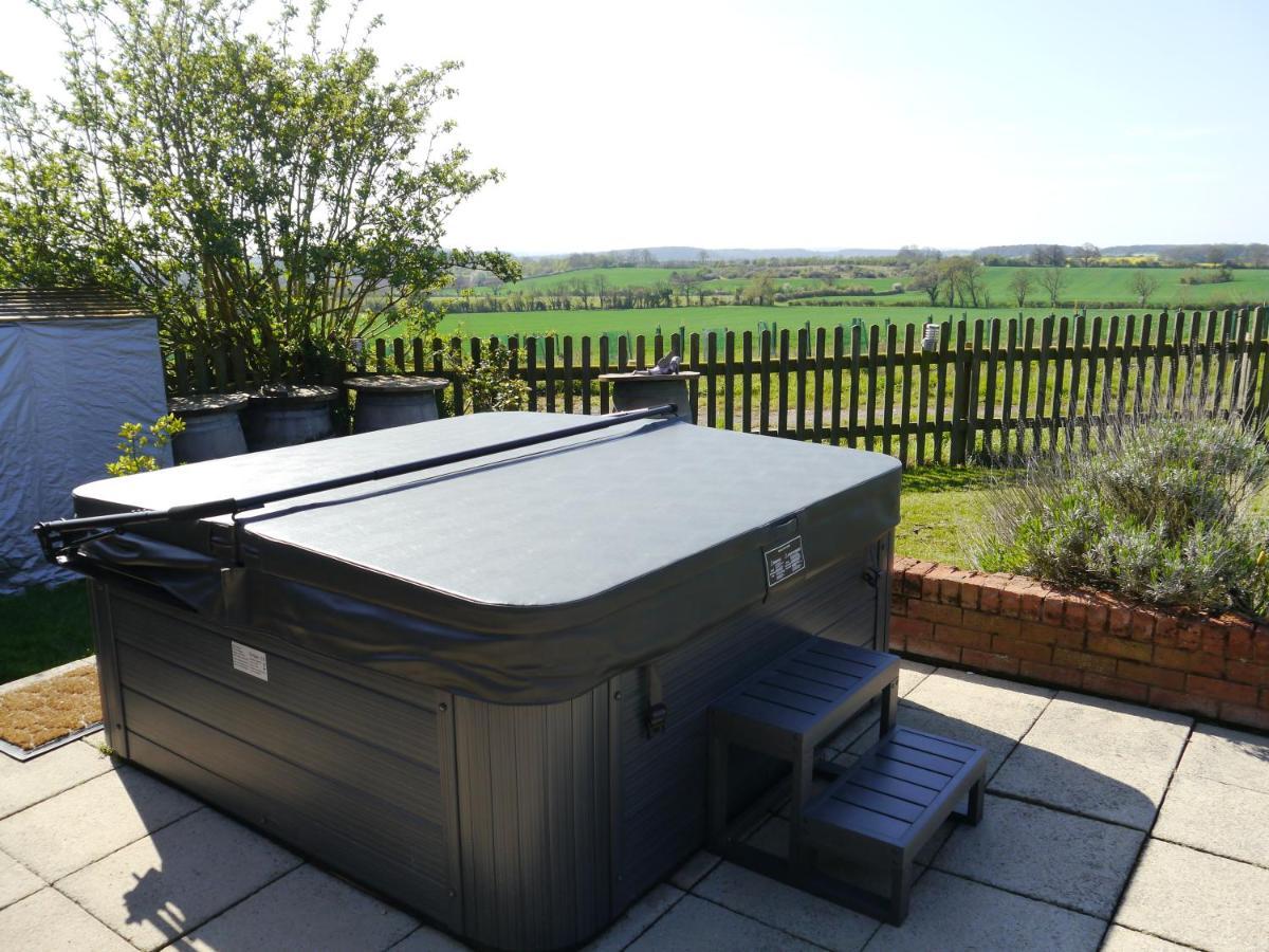 South View Country House Sleeps 12 - Hot Tub - Views Henley-in-Arden Luaran gambar