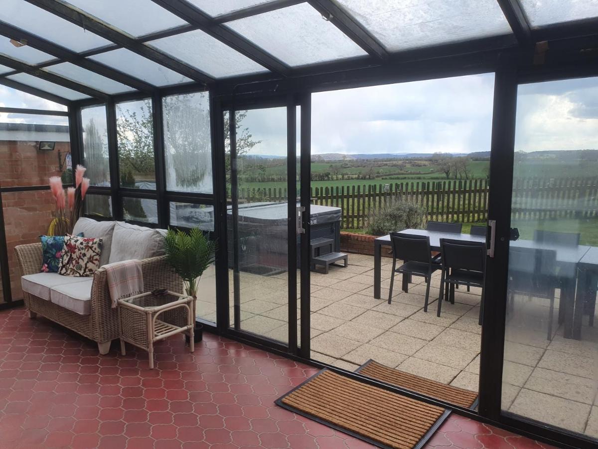 South View Country House Sleeps 12 - Hot Tub - Views Henley-in-Arden Luaran gambar